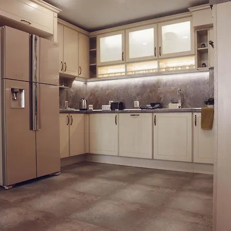 With Free Parking By Apartmax * Варна