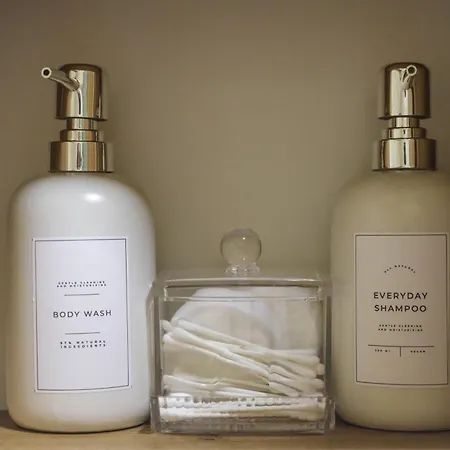 Apartment With Free Parking By Apartmax